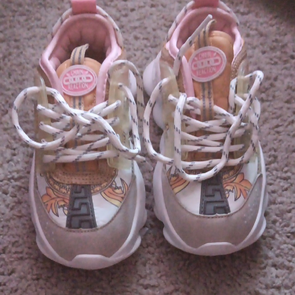Versace White Sneakers with Iconic Medusa Detail - Picture 5 of 5